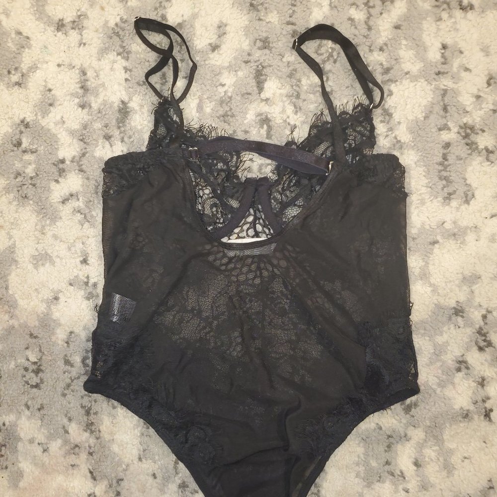 36 point 5 Lingerie Teddy Medium || EUC